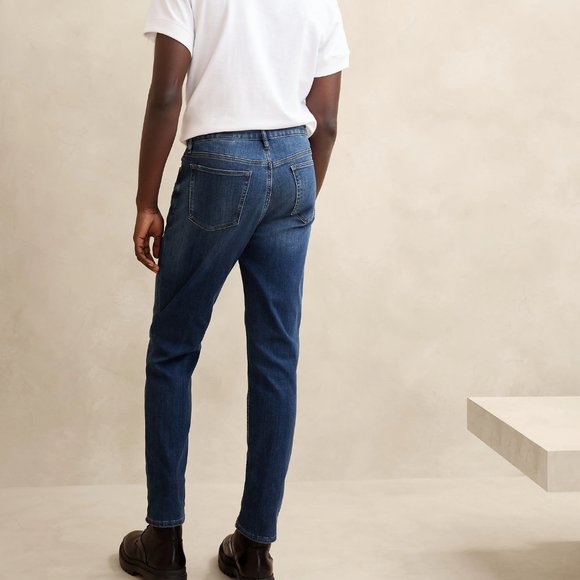 Banana Republic Men's Slim Fit Lux Travel Jeans - 34" x 34" - Picture 4 of 9